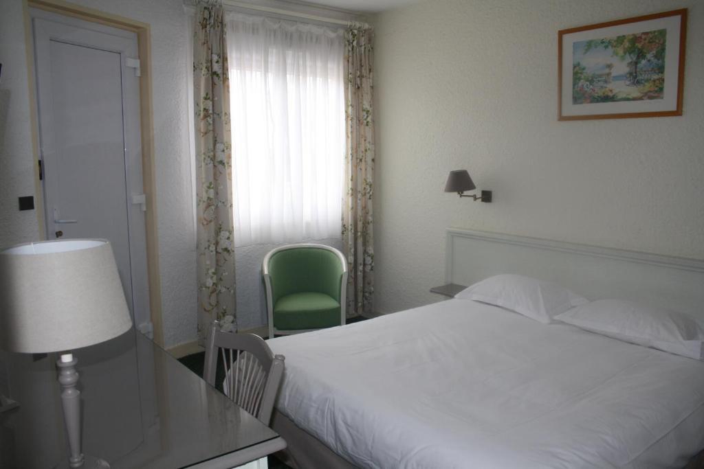 Le Charollais Motel Restaurant Contact-Hotel Vitry-en-Charollais Quarto foto
